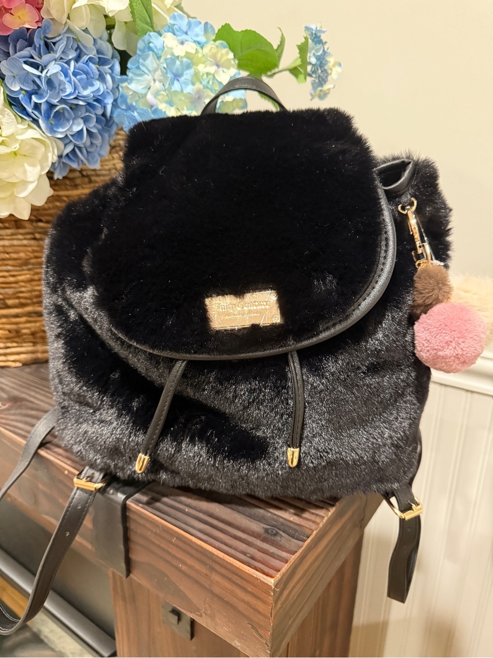 NWT Juicy Couture Dreamy Divas Black Faux Fur Backpack